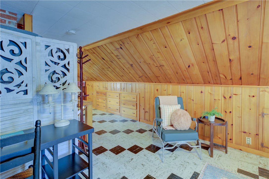 59 Howland Road Cranston, RI 02910 - Photo 19 of 30 Gallery Image 19