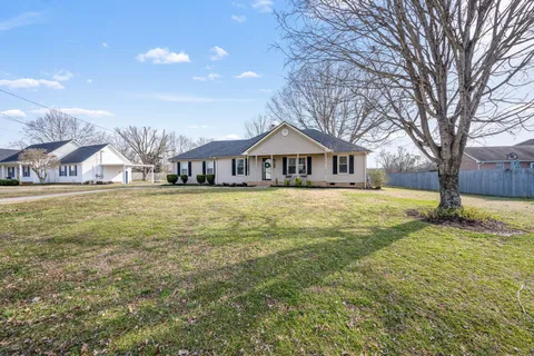 $370,000 | 106 Daly Drive, Murfreesboro, TN 37128