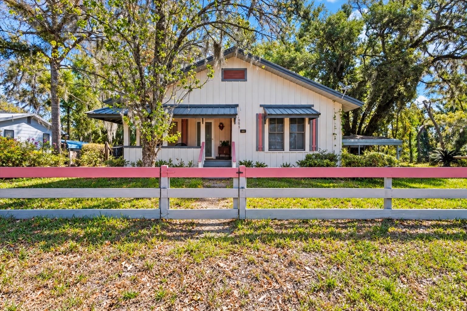 210 South Center Street Perry, FL 32347 - Photo 1 of 21 Gallery Image 1