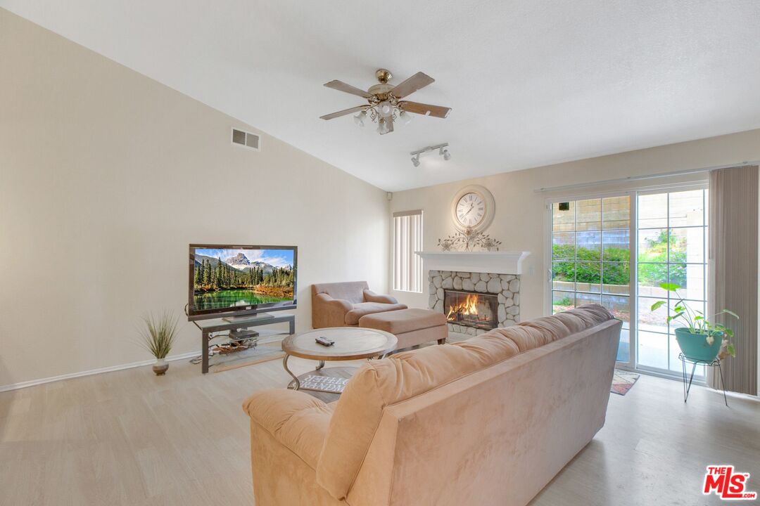 2828 West Via Verde Road Rialto, CA 92377 - Photo 22 of 41