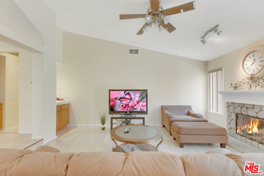 2828 West Via Verde Road Rialto, CA 92377 - Photo 23 of 41