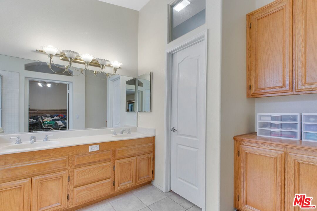 2828 West Via Verde Road Rialto, CA 92377 - Photo 33 of 41