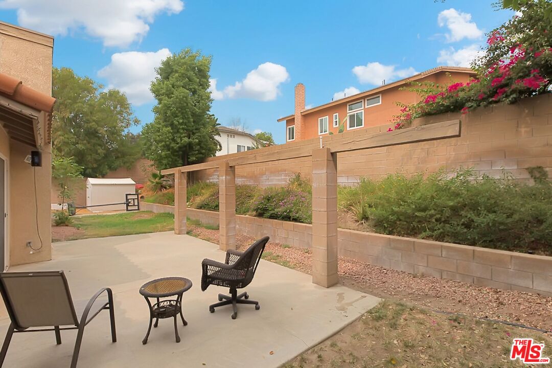 2828 West Via Verde Road Rialto, CA 92377 - Photo 37 of 41