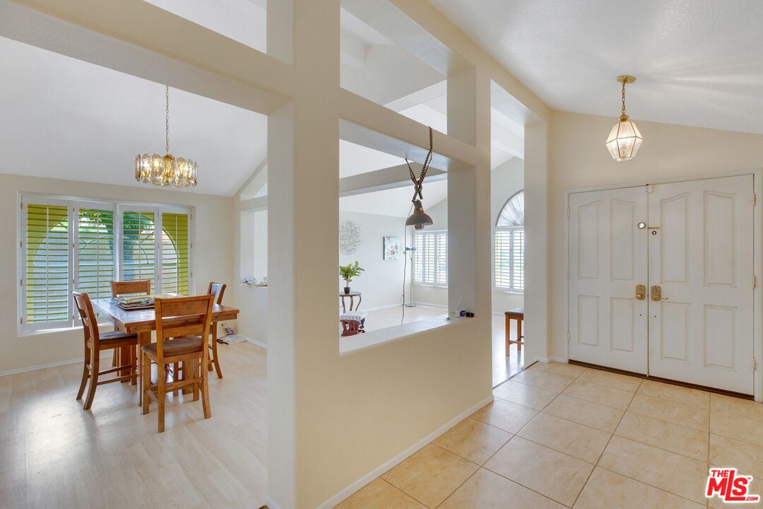 2828 West Via Verde Road Rialto, CA 92377 - Photo 5 of 41