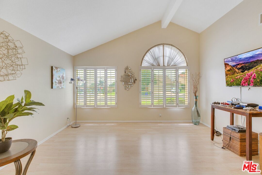 2828 West Via Verde Road Rialto, CA 92377 - Photo 7 of 41