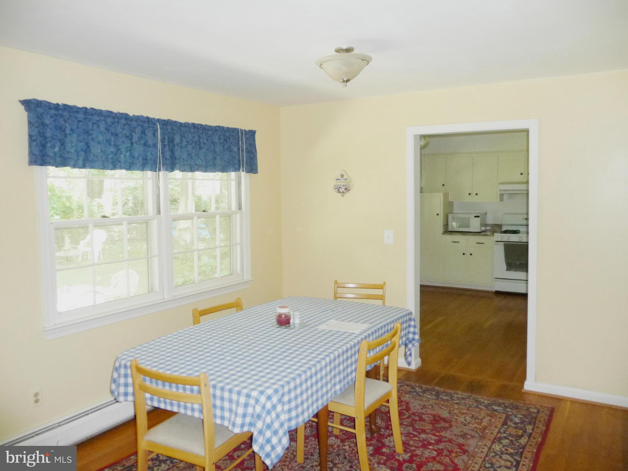 7509 Miller Fall Road Rockville, MD 20855 - Photo 5 of 29 Dining Room
