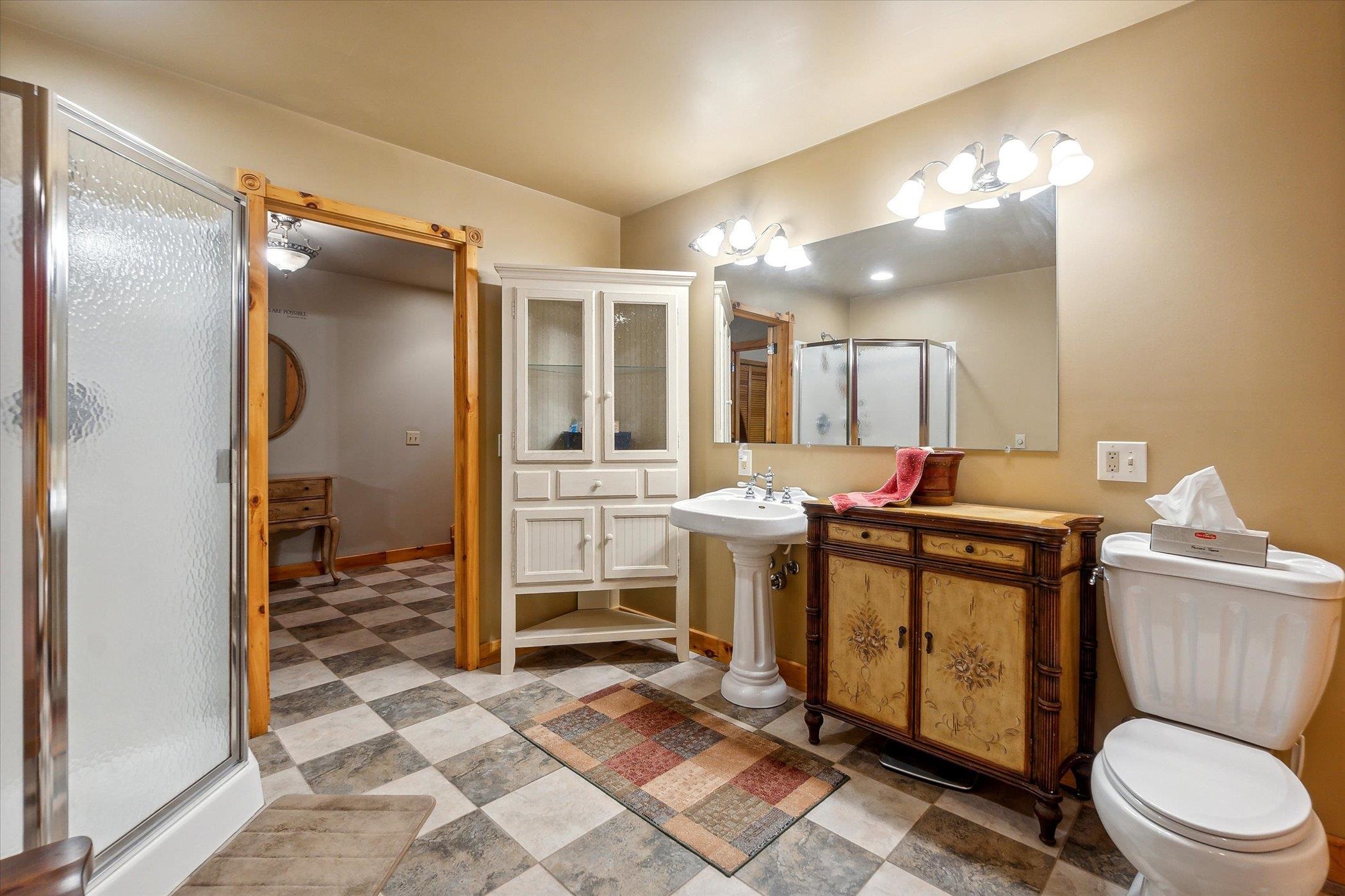 5703 Peet Road Chesaning, MI 48616 - Photo 26 of 73 50153586-522c6e8b-8a78-4e1d-8bdb-fb7c85349872.JPG