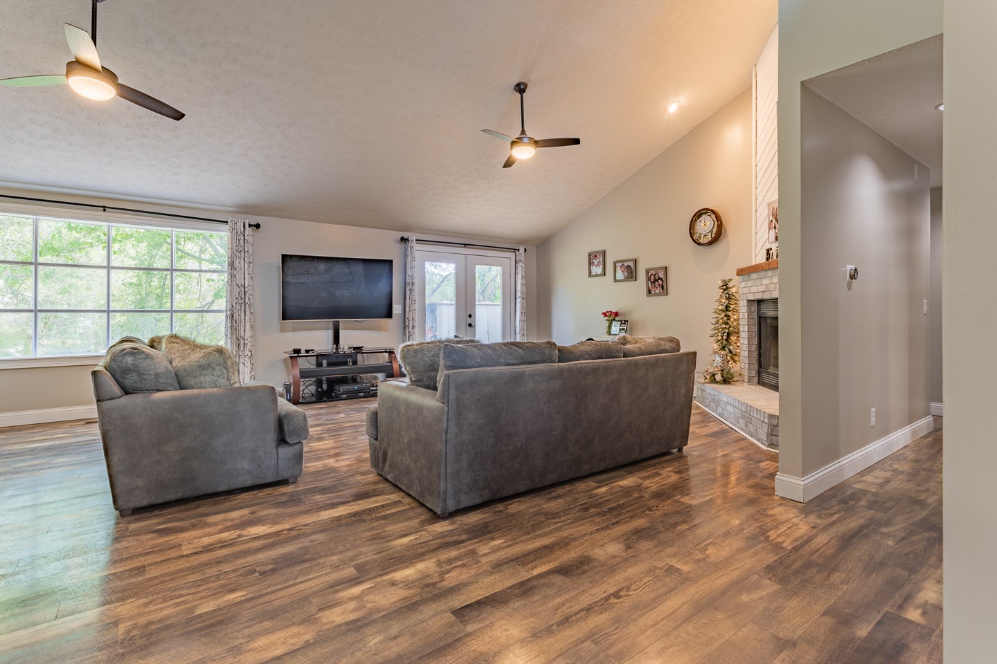 7444 Upper Meadow Road Newburgh, IN 47630 - Photo 7 of 34 Gallery Image 7