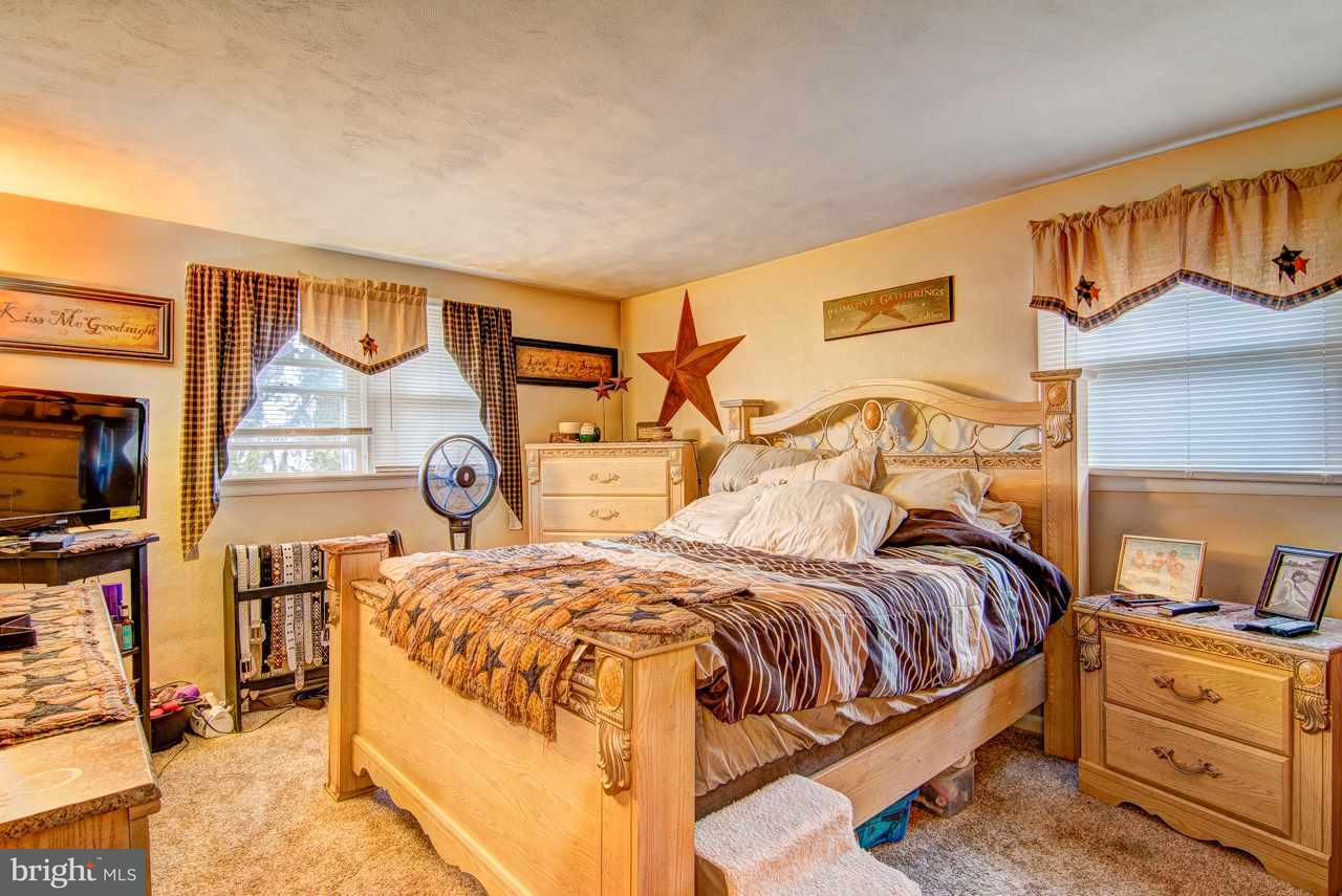 2432 Logan Road York, PA 17408 - Photo 13 of 18 Gallery Image 13