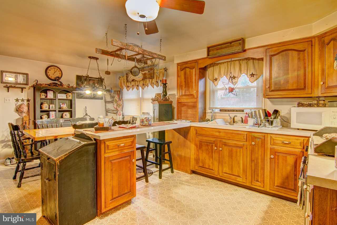 2432 Logan Road York, PA 17408 - Photo 8 of 18 Gallery Image 8