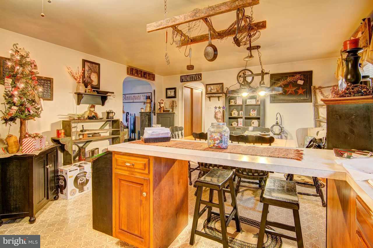 2432 Logan Road York, PA 17408 - Photo 9 of 18 Gallery Image 9
