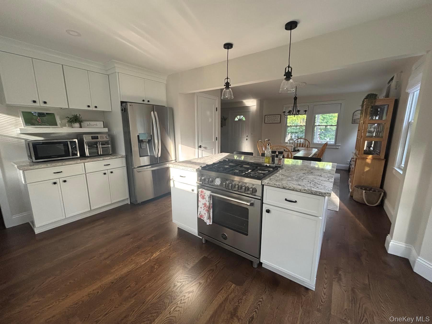 130 Hallock Landing Road Rocky Point, NY 11778 - Photo 7 of 34