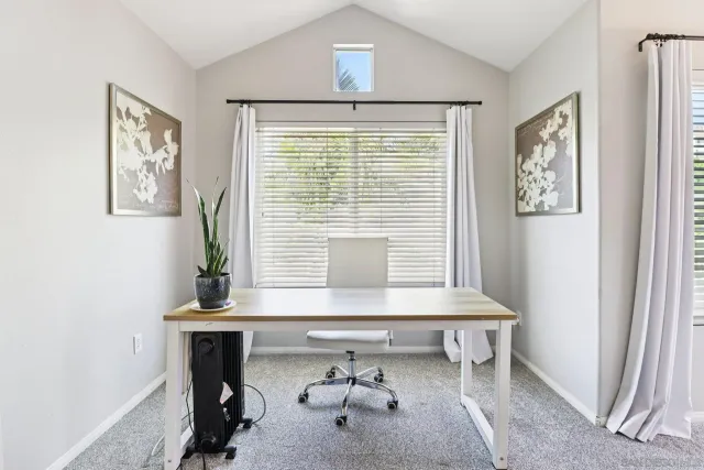 a en suite bathroom with a shower