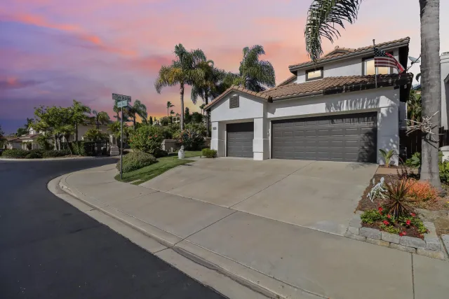 $1,700,000 | 2904 Avenida Valera, Carlsbad, CA 92009