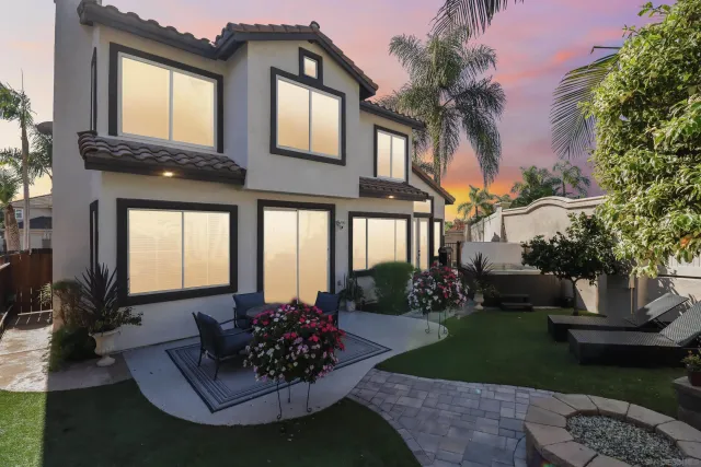 $1,700,000 | 2904 Avenida Valera, Carlsbad, CA 92009