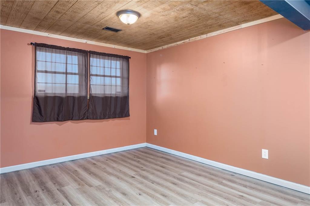 166 Country Club Road Washington, PA 15301 - Photo 21 of 32 a view of empty room with wooden floor