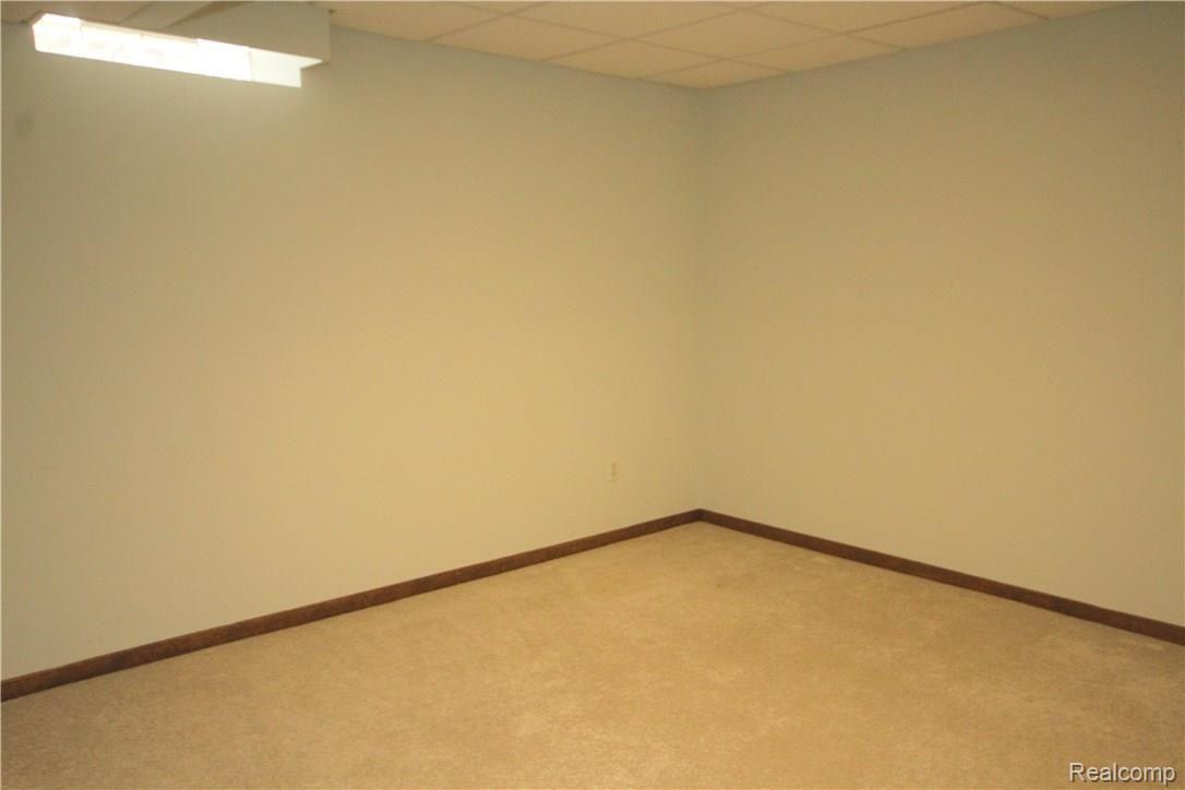 1266 Pebble Pointe Drive Rochester, MI 48307 - Photo 48 of 52 1266 128.JPG