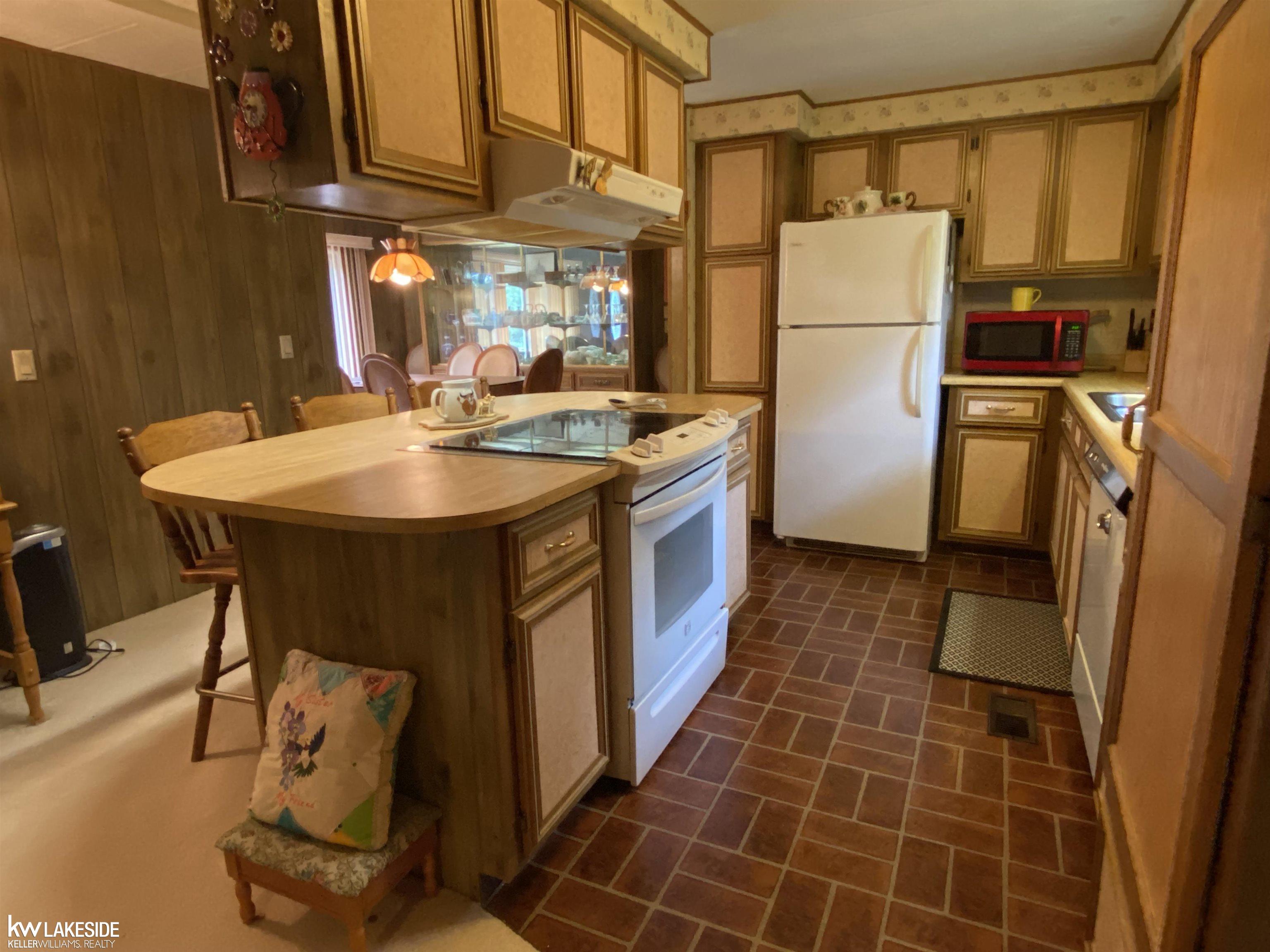 4377 Cochran Road Caseville, MI 48725 - Photo 13 of 30 50213387-1a11d9c8-d782-44e9-94d6-97b1c3874148.JPG