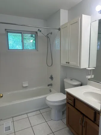 $1,350 | 4007 Sunset Avenue, Chattanooga, TN 37411