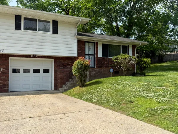 $1,350 | 4007 Sunset Avenue, Chattanooga, TN 37411