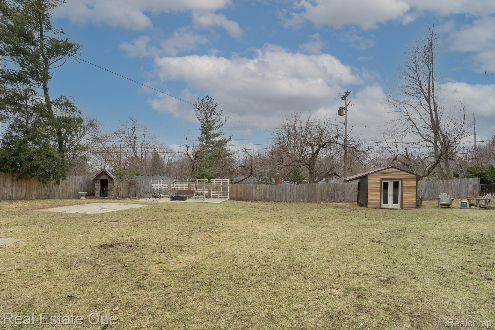 697 Romeo Road Rochester, MI 48307 - Photo 21 of 22 697 Romeo MLS-W030.jpg