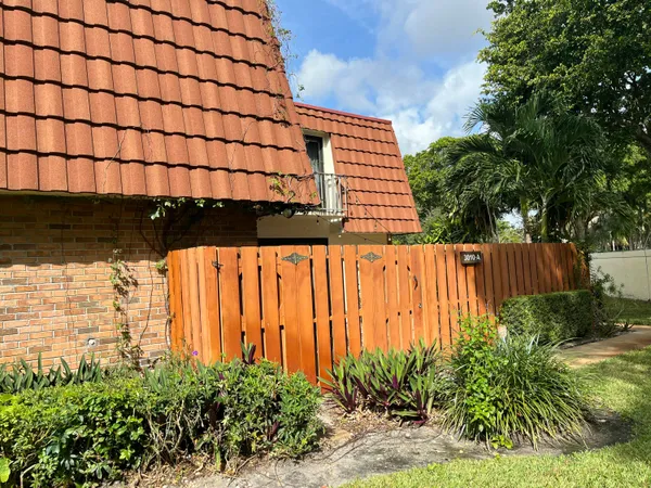 $2,675 | 3010 San Clara Drive, Unit 19A, Delray Beach, FL 33445