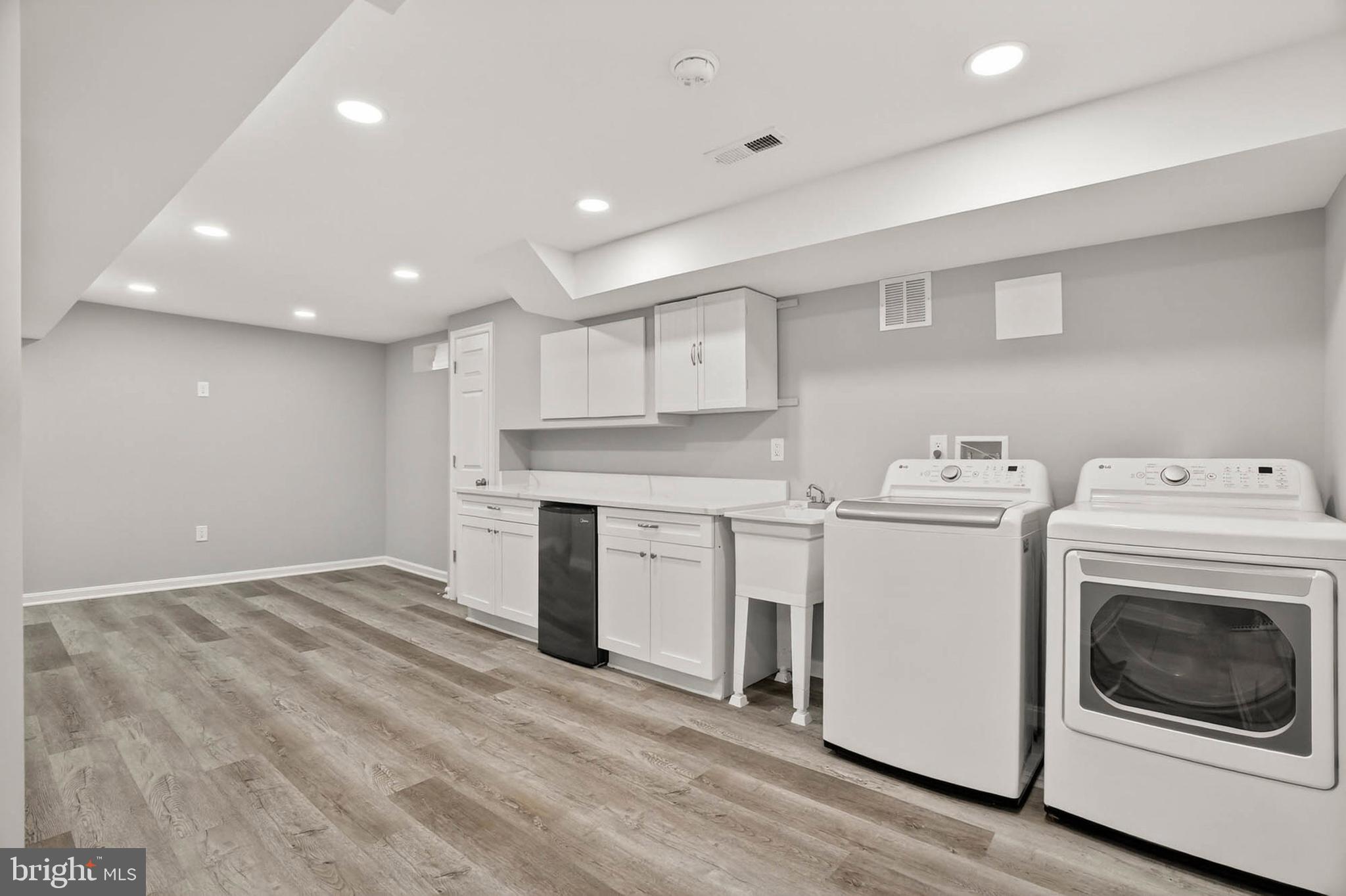 110 Melbourne Avenue Silver Spring, MD 20901 - Photo 27 of 33 Lower level laundry & kitchenette