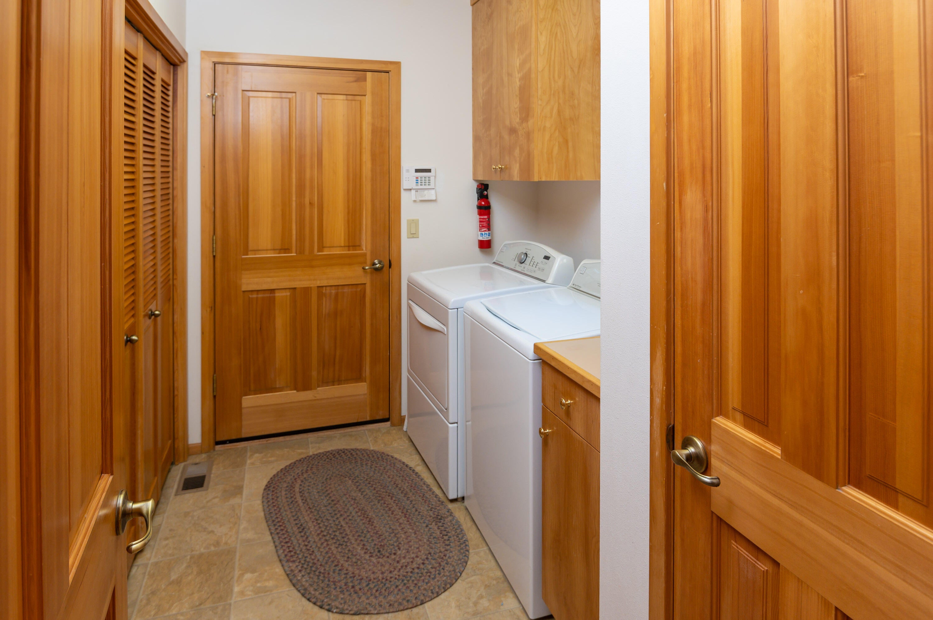 3345 Southwest 43rd Street Redmond, OR 97756 - Photo 14 of 41 TPark_7159_083121