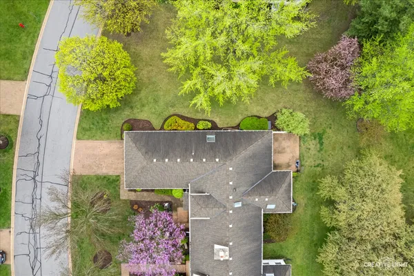$445,000 | 6 Glengarry Lane, Sugar Grove, IL 60554