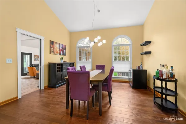 $445,000 | 6 Glengarry Lane, Sugar Grove, IL 60554