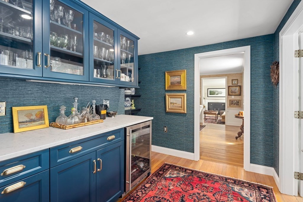 8 Rockwood Road Hingham, MA 02043 - Photo 17 of 41