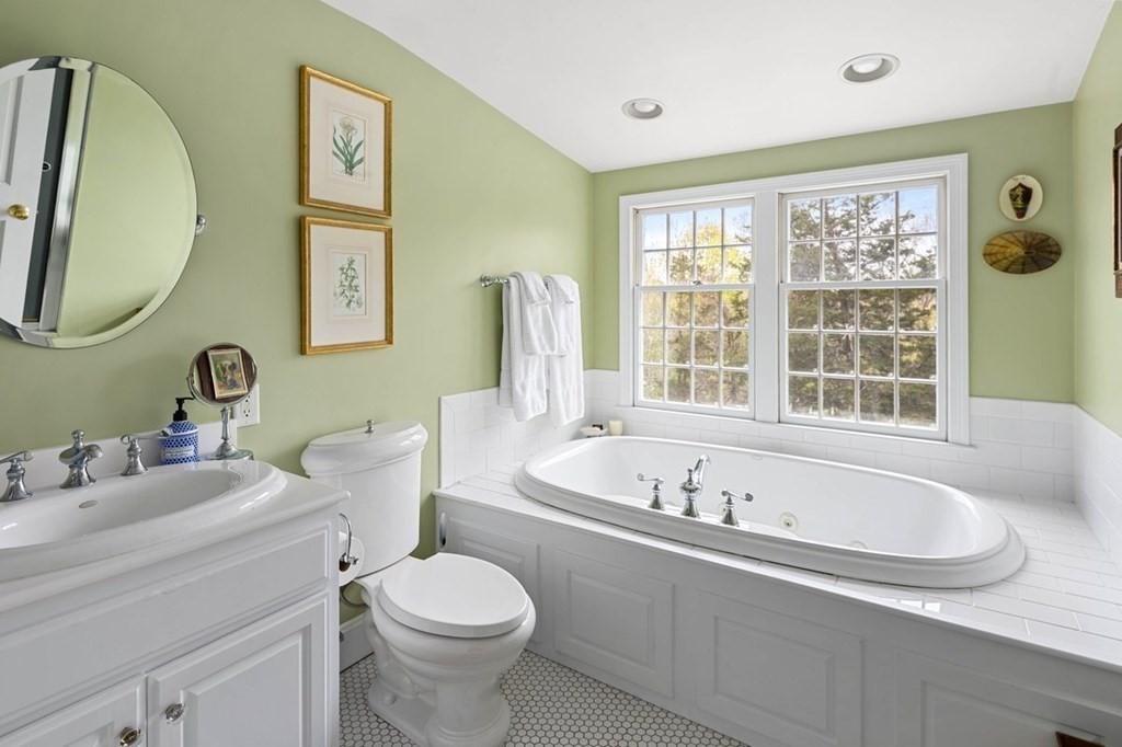 8 Rockwood Road Hingham, MA 02043 - Photo 34 of 41