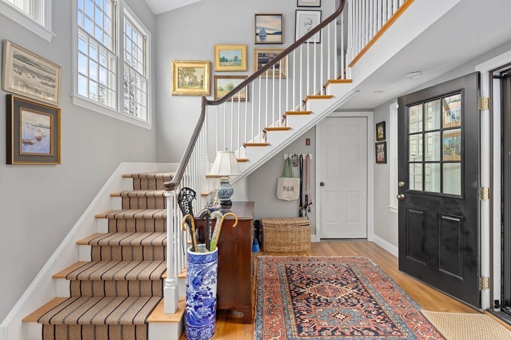 8 Rockwood Road Hingham, MA 02043 - Photo 4 of 41