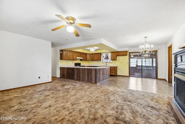 $865,000 | 351 Breanna Lane, Washburn, TN 37888