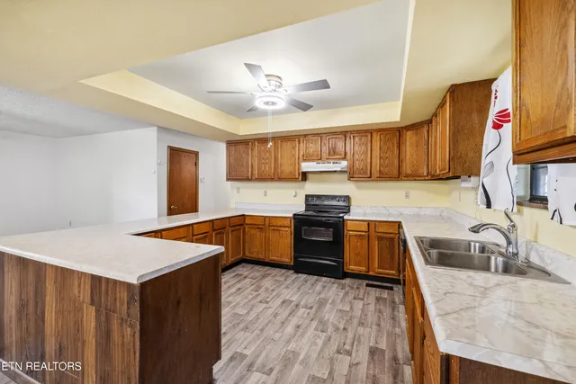 $865,000 | 351 Breanna Lane, Washburn, TN 37888