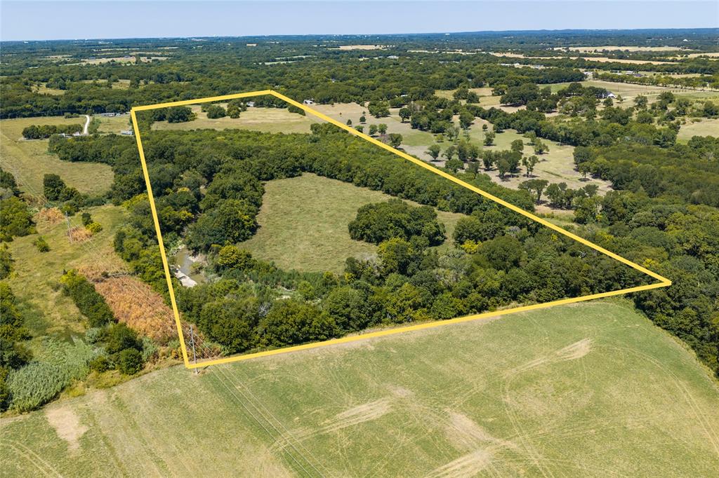 346 Smith Oak Road Sherman, TX 75090 - Photo 8 of 21 Just 30 minutes from Lake Bonham, Lake Texoma, and Bois D'Arc Lake!