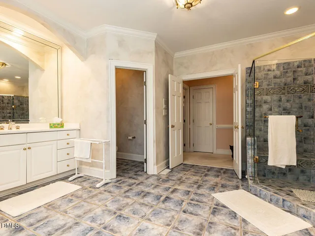 $2,300,000 | 6001 Atkins Farm Court, Raleigh, NC 27606