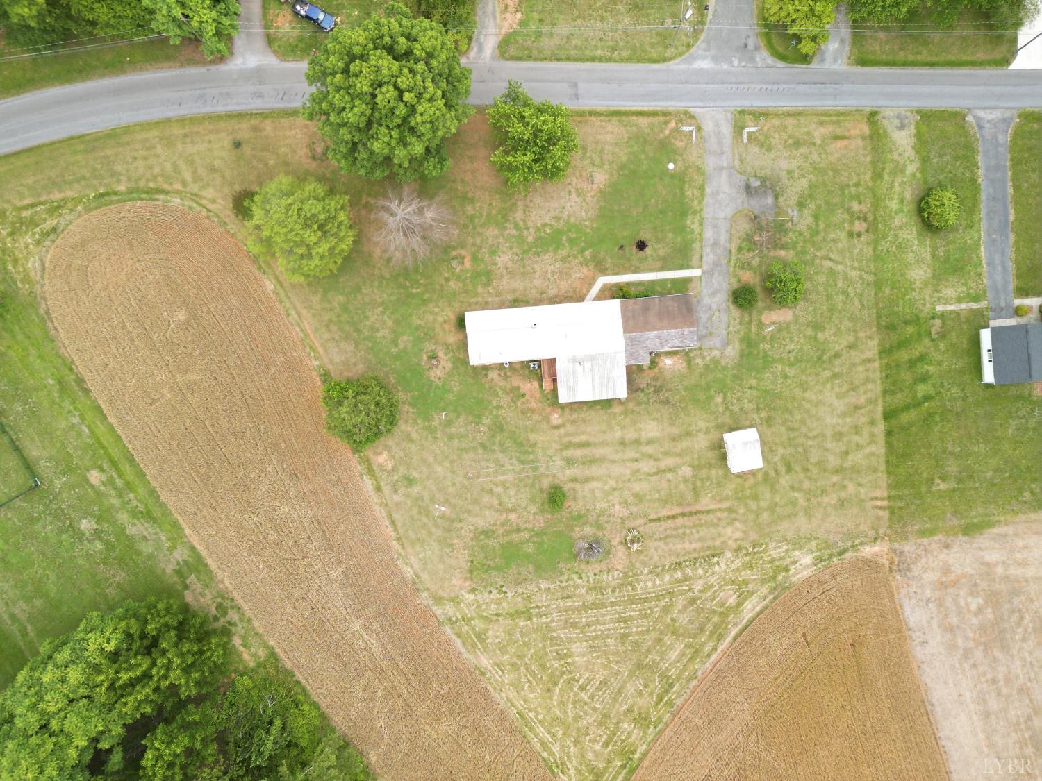 1275 Redfields Road Appomattox, VA 24522 - Photo 22 of 27