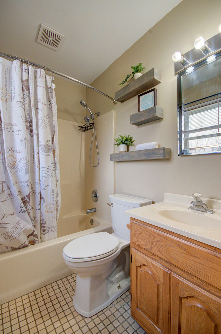 4084 East 2370th Road Sheridan, IL 60551 - Photo 10 of 23 Gallery Image 10