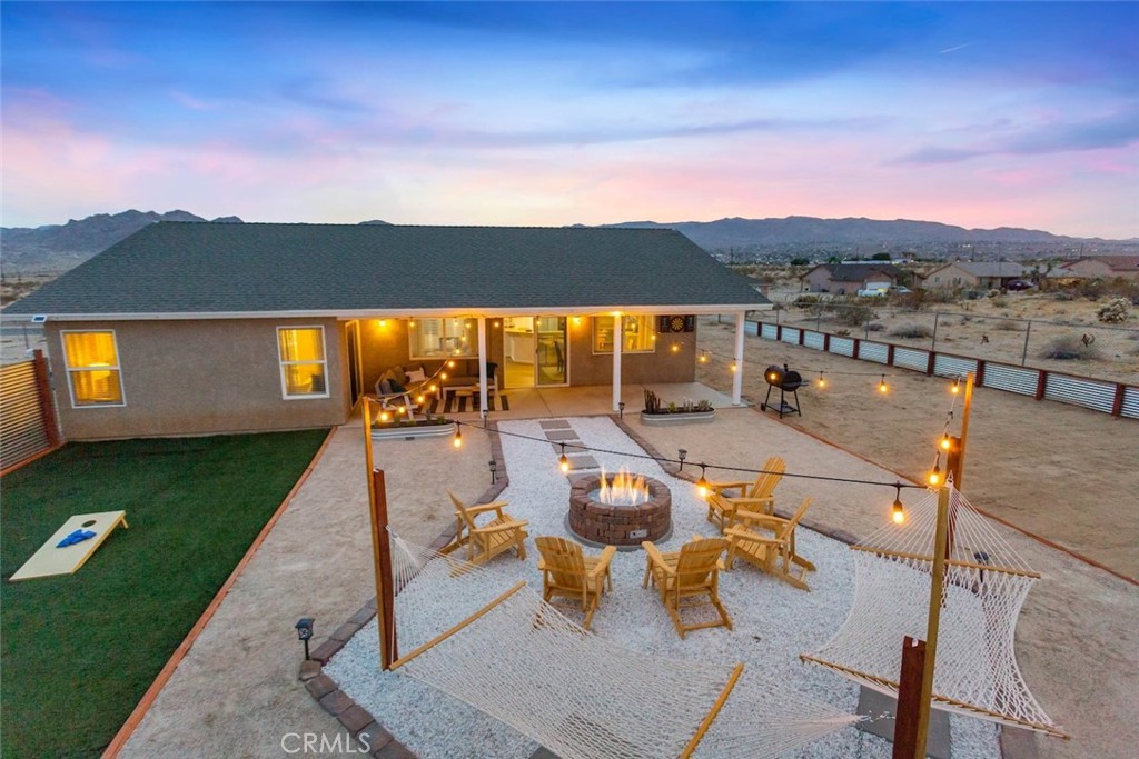62382 Crestview Drive Joshua Tree, CA 92252 - Photo 29 of 31 swimming pool view with a lake view