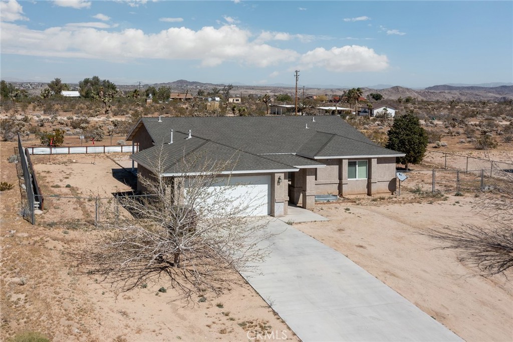62382 Crestview Drive Joshua Tree, CA 92252 - Photo 43 of 45