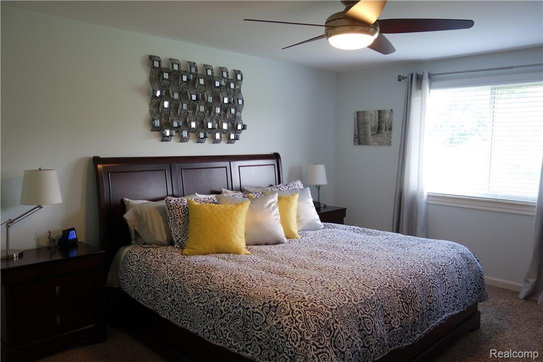 1424 Milverton Road Troy, MI 48083 - Photo 15 of 25 15.JPG