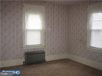 104 North Forklanding Road Maple Shade, NJ 08052 - Photo 5 of 10 Bedroom - Main
