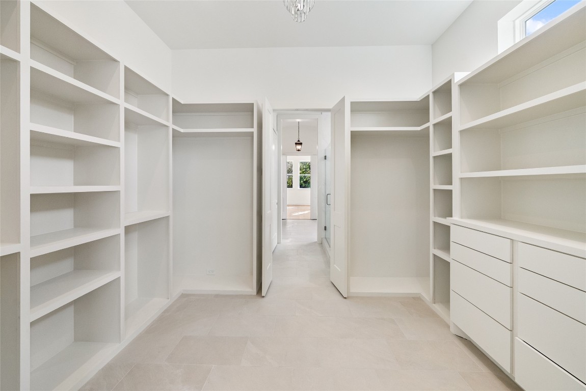 1002 East 25th Street Houston, TX 77009 - Photo 27 of 45 Primary Closet - Construction progress photo