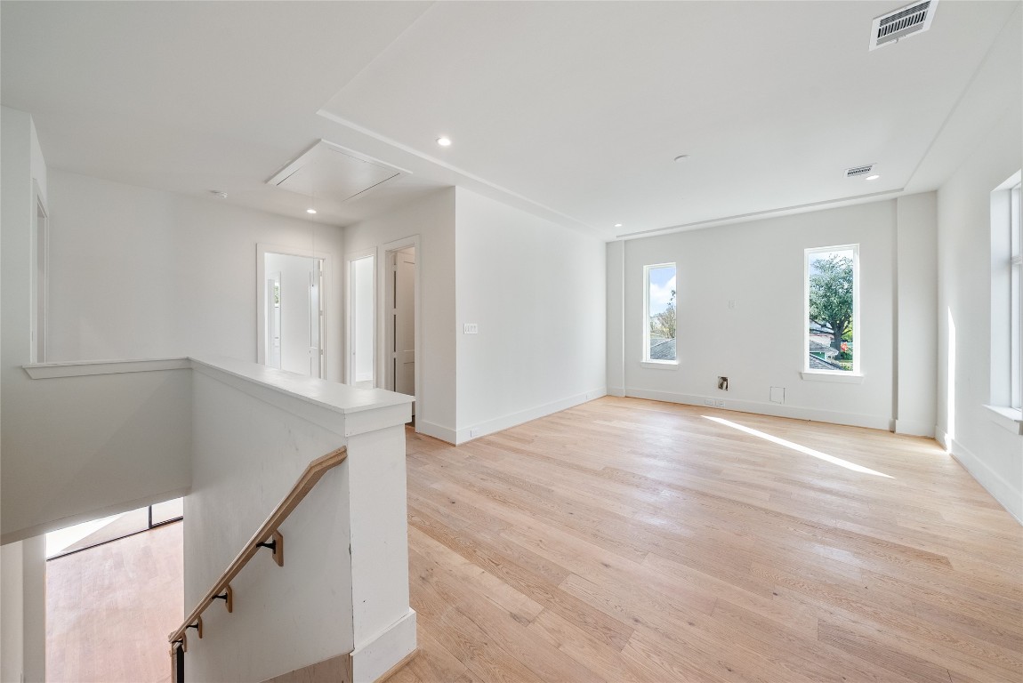 1002 East 25th Street Houston, TX 77009 - Photo 31 of 45 Game Room - Construction progress photo