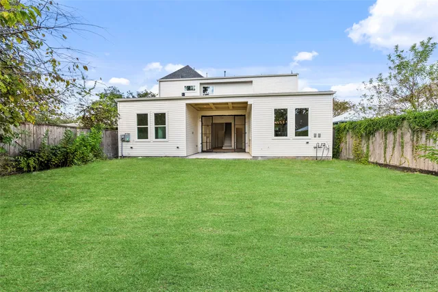 $1,349,900 | 1002 East 25th Street, Houston, TX 77009