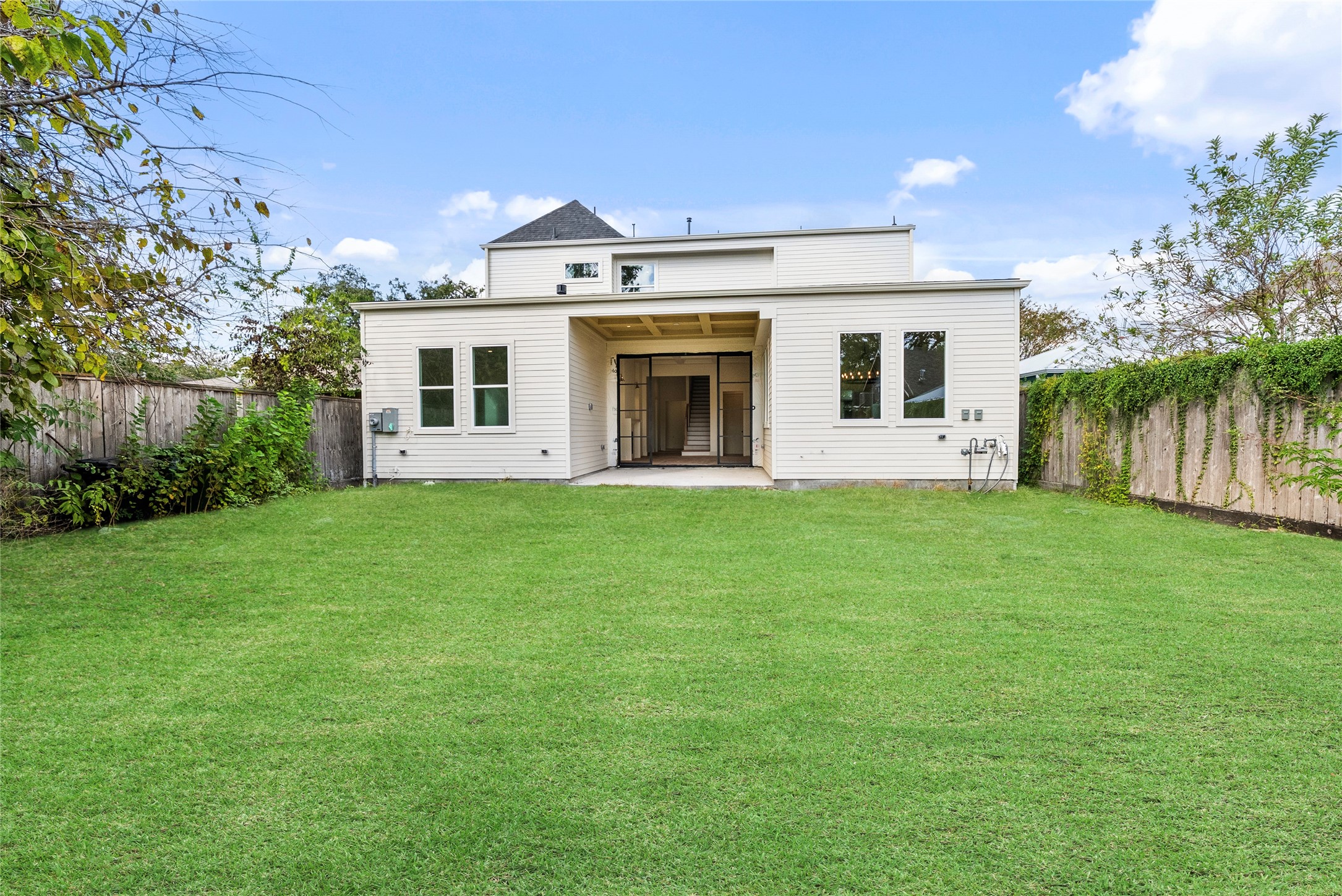 1002 East 25th Street Houston, TX 77009 - Photo 45 of 45 Backyard