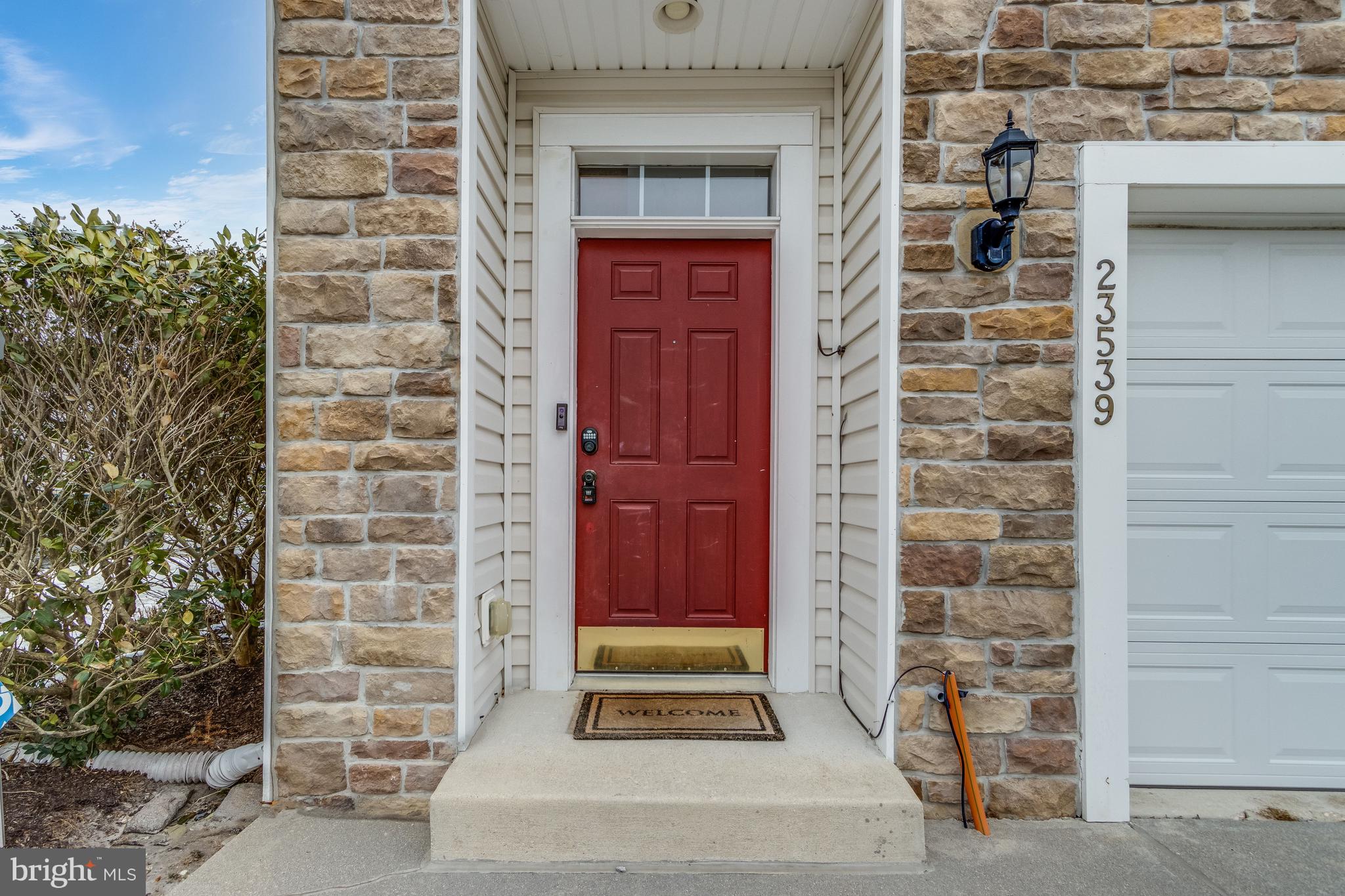 23539 Devonshire Road, Unit 75 Millsboro, DE 19966 - Photo 4 of 48 Front Door Entry
