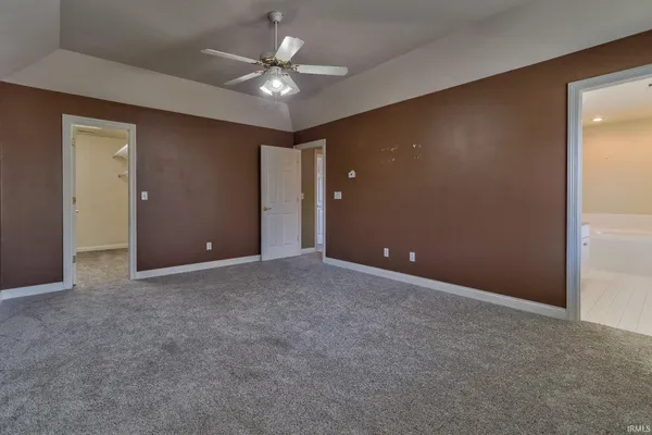 $419,900 | 4433 Foxmoor Drive, Newburgh, IN 47630