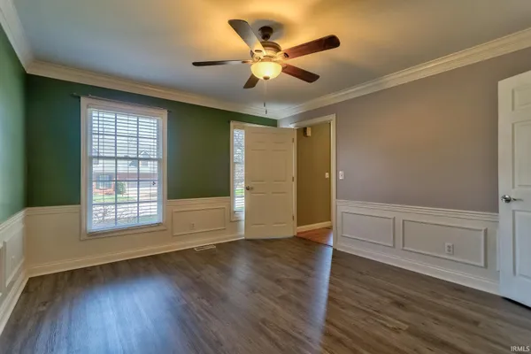 $419,900 | 4433 Foxmoor Drive, Newburgh, IN 47630